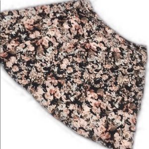 C.J.. Banks • Floral plus size skirt size 16W